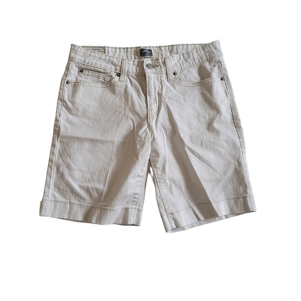 Levi's Signature White Denim Jean Shorts Women's Size 10